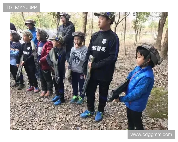 养乐多携手足球明星共创健康生活新篇章你知道他是谁吗